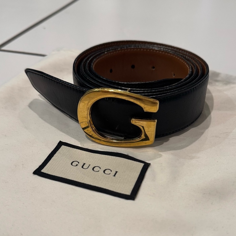 Gucci | Men’s Vintage Black Leather Belt with Gold G Buckle